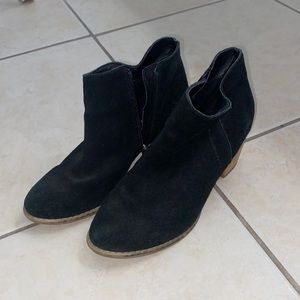 Black Wedge boots